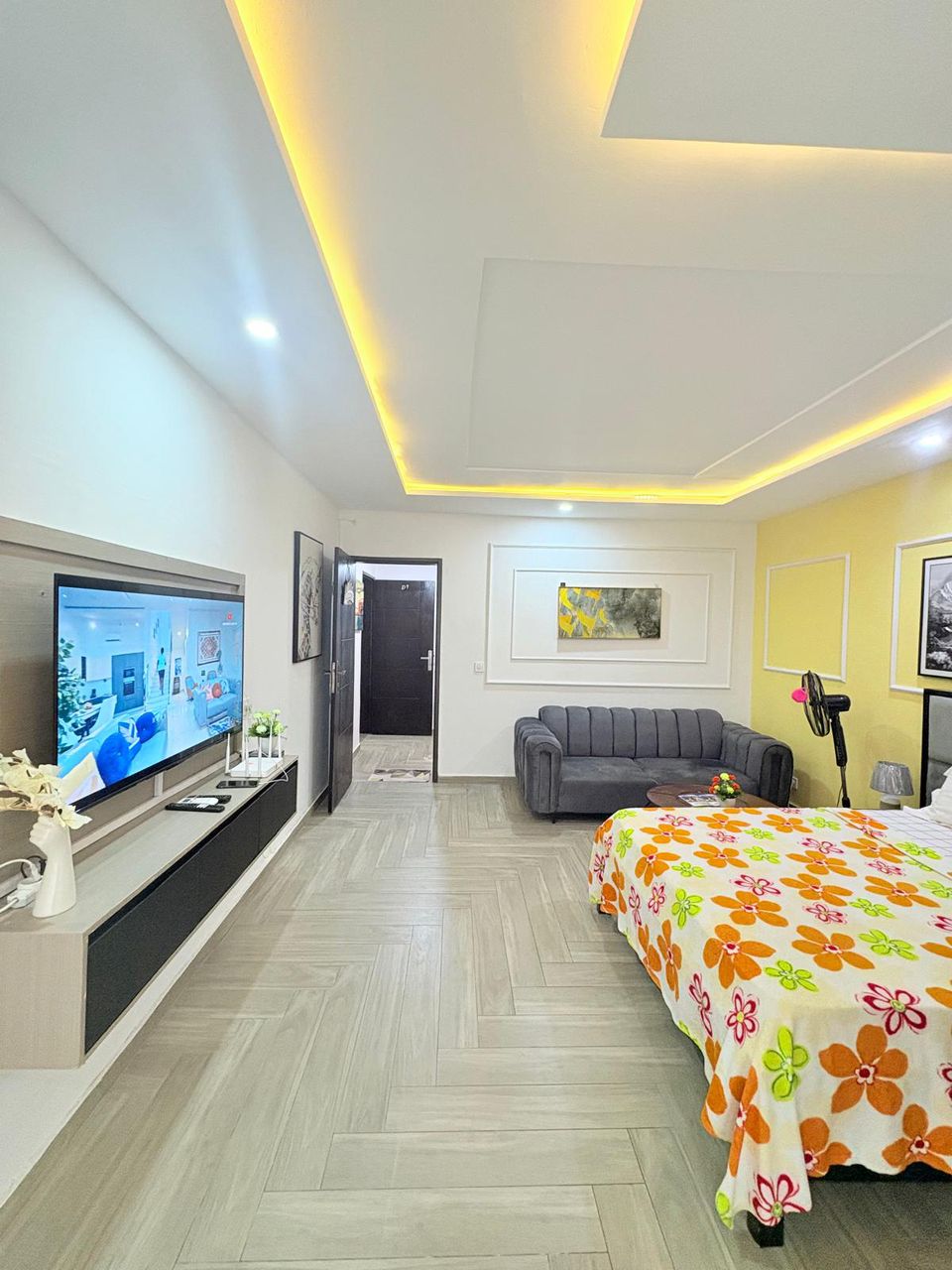 Studio meublé Cocody Riviera Palmeraie — photo 4